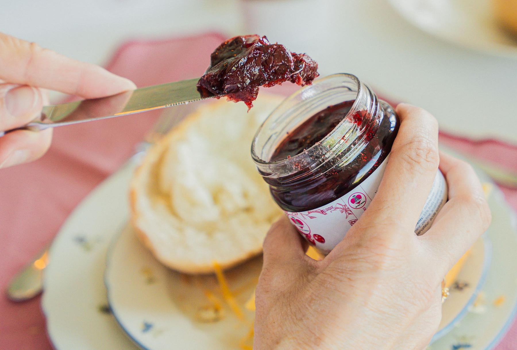 Verras mama met een huisgemaakt ontbijt van Au Flan Breton